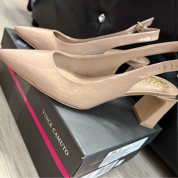 Vince Camuto Nude Block Heel Slingbacks - Picture 5 of 9